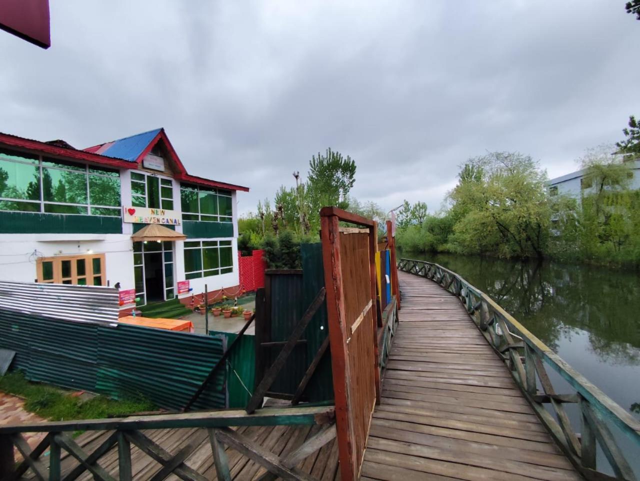 Srīnagar Hotel New Heaven Canal מראה חיצוני תמונה
